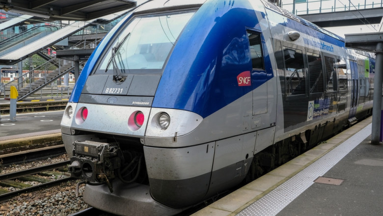 Lille,,France-,02-10-2021:,A,Bombardier,Regional,Express,Train,(ter),From