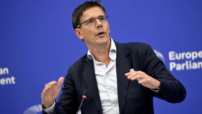 Politiker Bas Eickhout (GroenLinks) bei einer Pressekonferenz im Euröpäischen Parlament. Straßburg, 08.10.2024 Grand Est