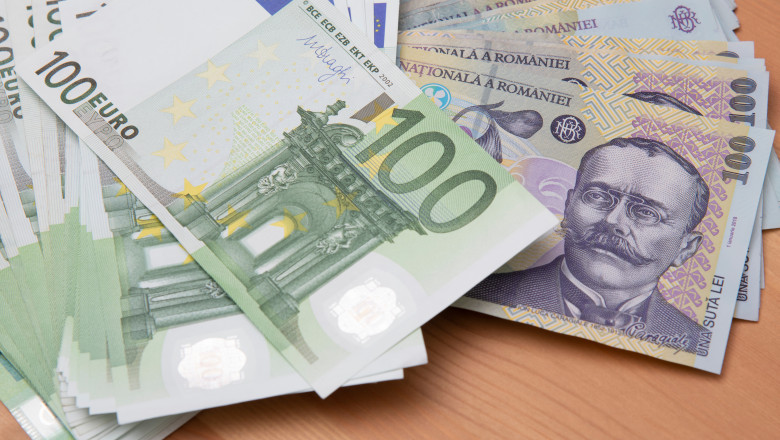 Euro,And,Lei,Currency,-,Close,Up