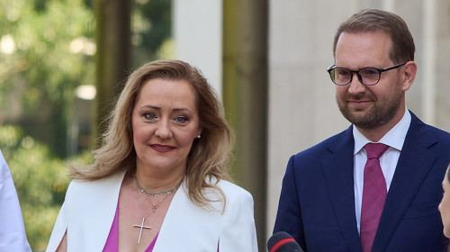 elena lasconi, dominic fritz
