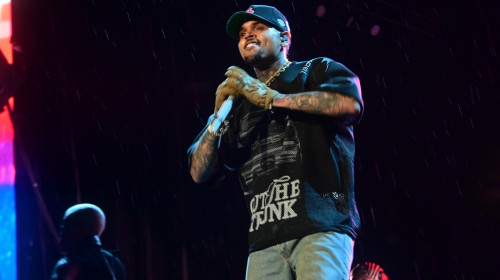 Chris Brown takes the stage in São Paulo!