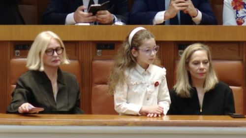 Aheea, fiica lui Nicușor Dan/ Foto: Captură video