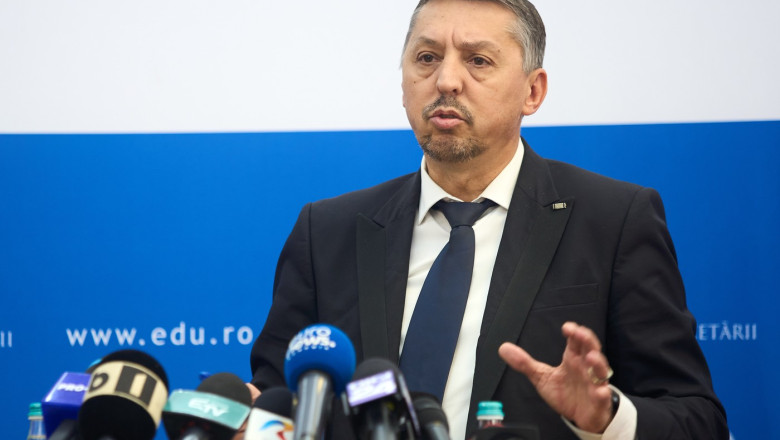 Daniel David, Minister of Education, press conference, Bucharest, Romania - 21 May 2025