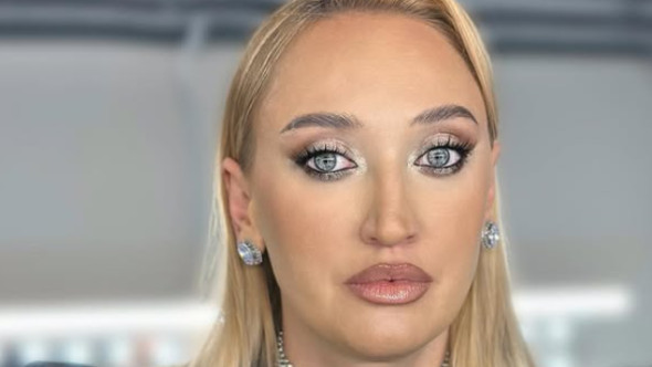 Ilona Brezoianu, răspuns pentru Andreea Bălan, după ce solista a criticat-o la tv: "Te aștept cu drag să-ți dau sfaturi pentru viitoarele filme în care vei juca"