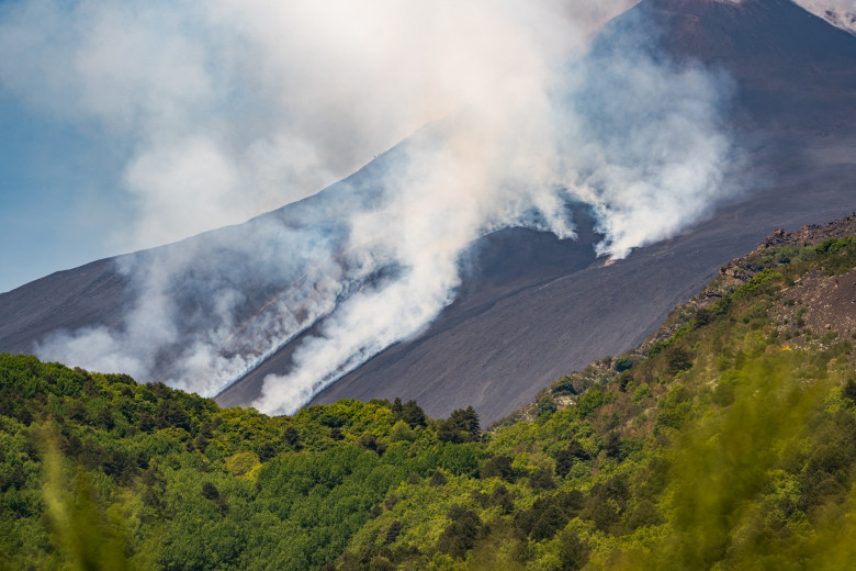 Erupție spectaculoasă pe Etna/ Profimedia