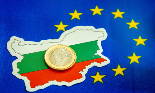 Bulgaria trece oficial la euro la 1 ianuarie 2026/ Shutterstock