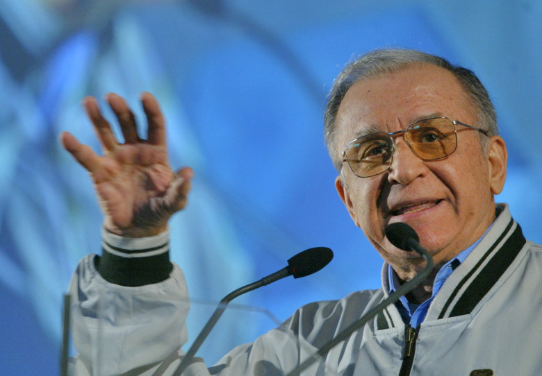 ion iliescu (4)