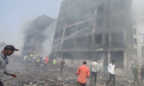 (SpotNews)INDIA GUJARAT AHMEDABAD PLANE CRASH