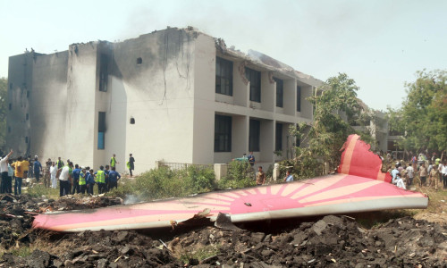 (SpotNews)INDIA GUJARAT AHMEDABAD PLANE CRASH