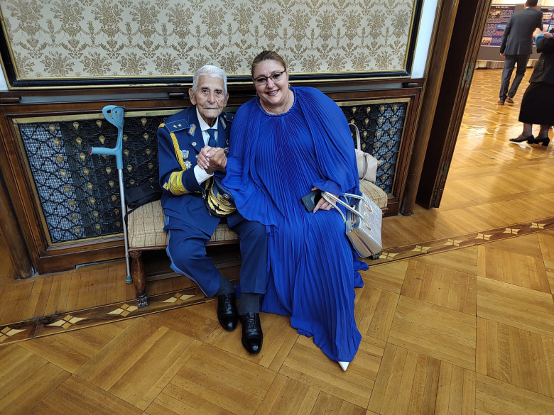 diana sosoaca si radu theodoru la ambasada rusiei (2)