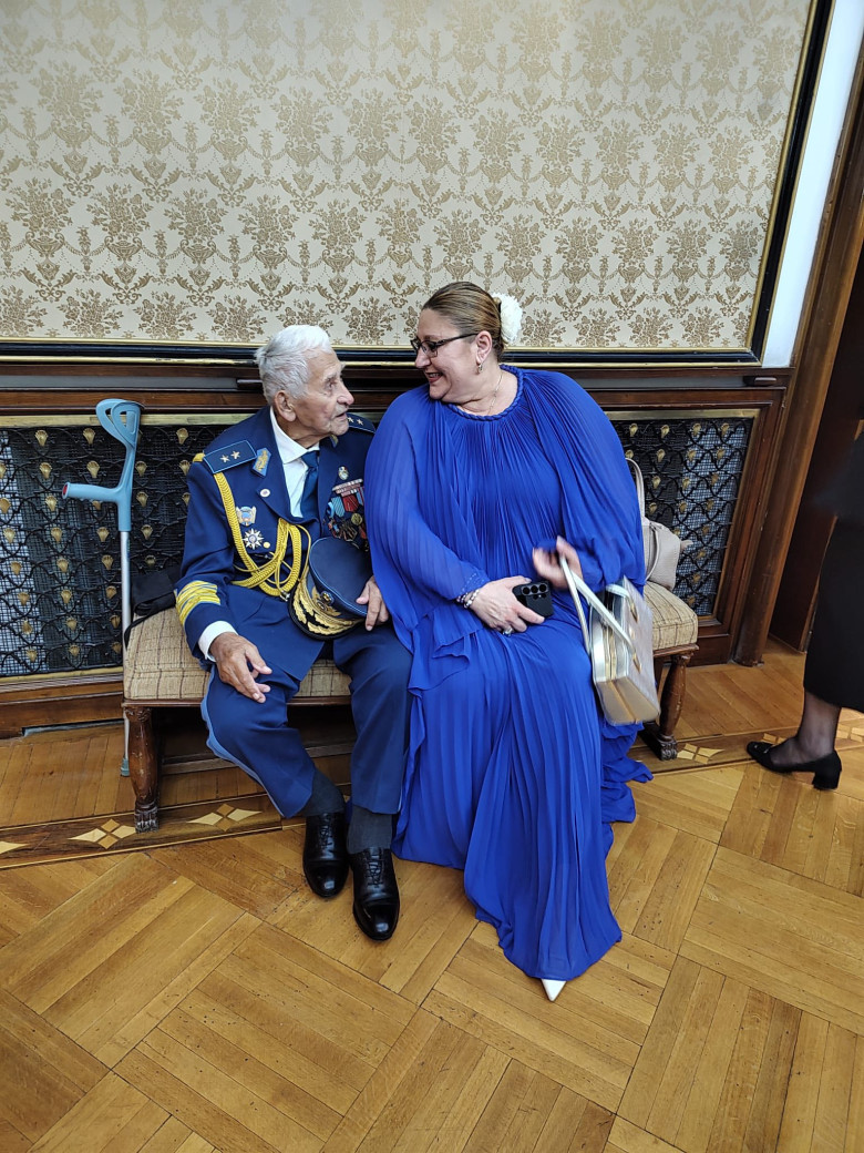 diana sosoaca si radu theodoru la ambasada rusiei (1)