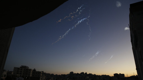 Iran continues missile strikes on Israel