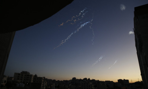 Iran continues missile strikes on Israel