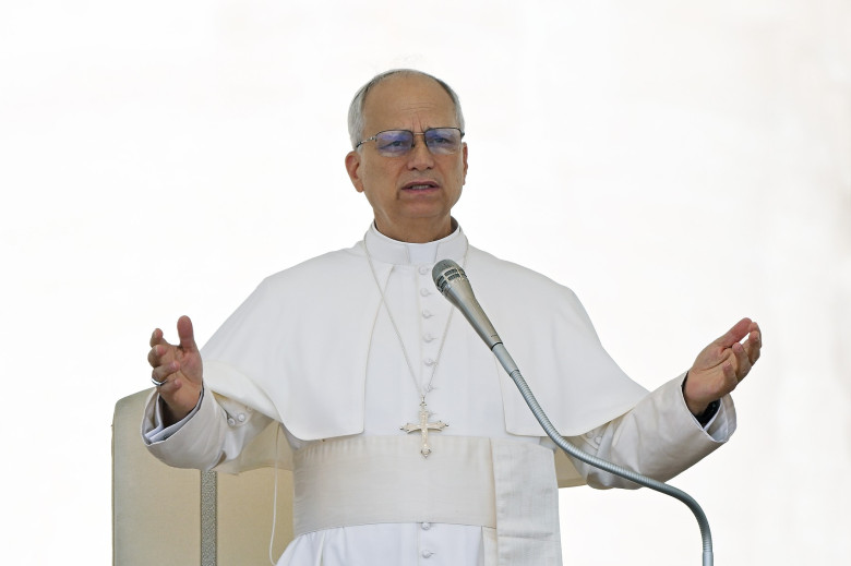 Roma, Papa Leone XIV durante la sua Udienza Generale settimanale in Piazza San Pietro, in Vaticano