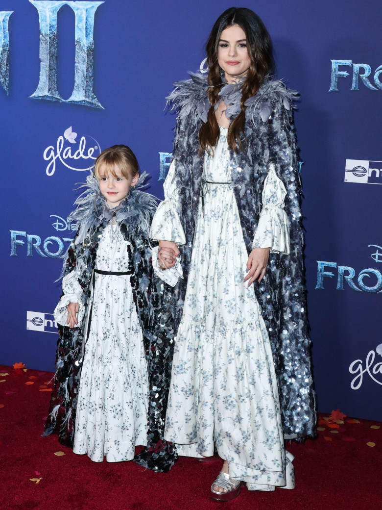 (FILE) Selena Gomez's 'Mi Camino' song from 'Emilia Perez' didn't win the Oscar for Best Original Song at the 97th Annual Academy Awards on Sunday, March 2, 2025. HOLLYWOOD, LOS ANGELES, CALIFORNIA, USA - NOVEMBER 07: Gracie Elliot Teefey and sister/Ameri
