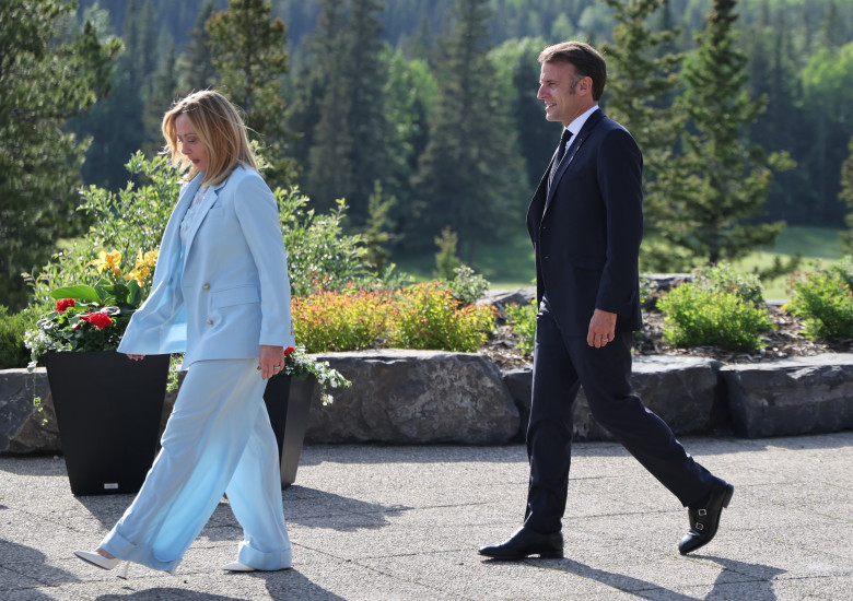 Emmanuel Macron şi Giorgia Meloni/ Profimedia