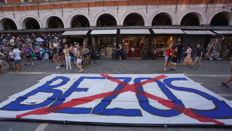venetia, jess bezos protest