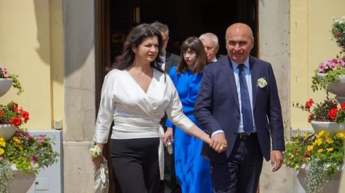 Ilie Bolojan și iubita/ Foto: Captură video Facebook