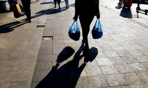 București, România