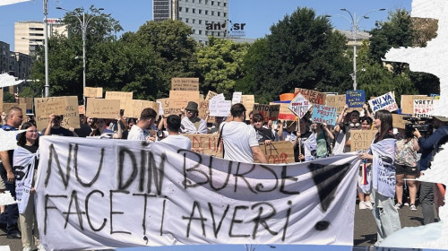 protest elevi si studenti burse