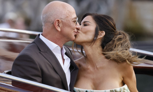 Jeff Bezos and Lauren Sanchez Leave Their Hotel - Venice