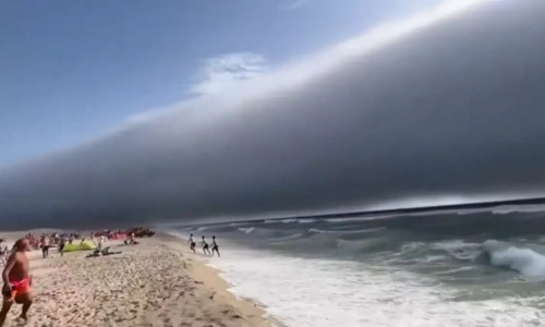 Panică pe o plajă din Portugalia, din cauza unui fenomen foarte rar/ Foto: Captură video