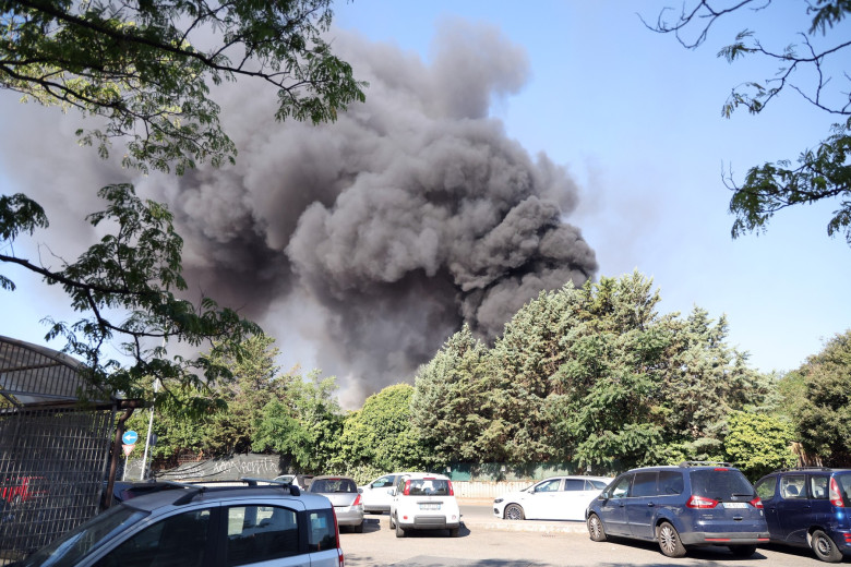 explozie benzinarie roma