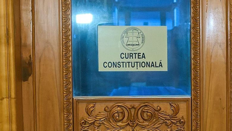 Bucharest, Romania. 6th Dec, 2024: CCR president Marian Enache (R), and Laura Iuliana Scantei (L), judge of the Constitutional Court of Romania (CCR), leaves at the end of the session in which the Court ruled to annul the entire presidential election proc