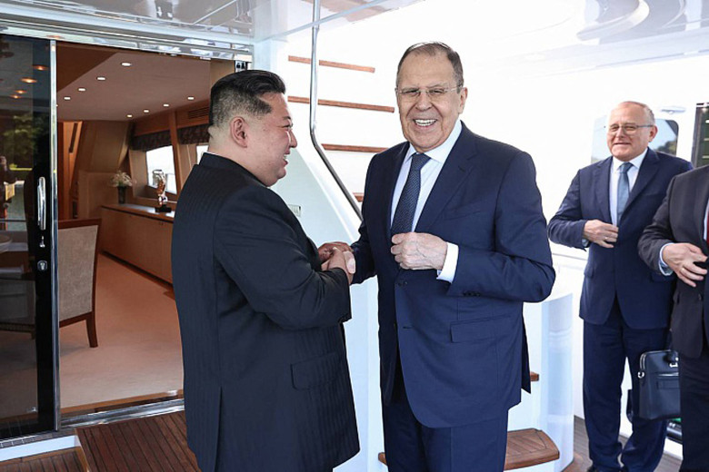 kim, lavrov (2)