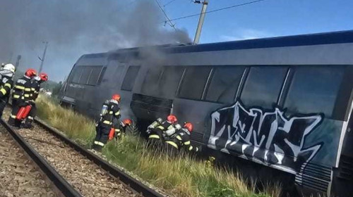 Incendiu la locomotiva unui tren