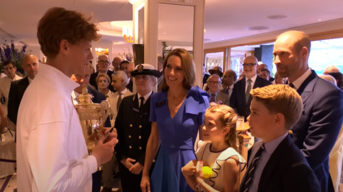 jannik sinner si familia regala britanica