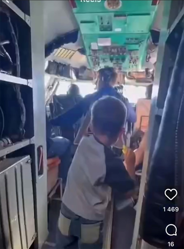 Un oficial al lui Putin, acuzat că ar fi folosit un avion militar pentru a-și plimba amanta/ Profimedia