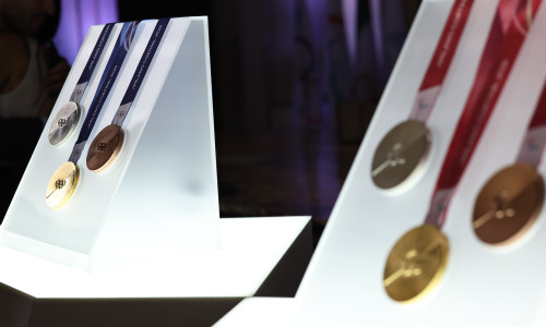 Medaliile pentru Jocurile Olimpice şi Paralimpice de Iarnă din 2026/ Profimedia