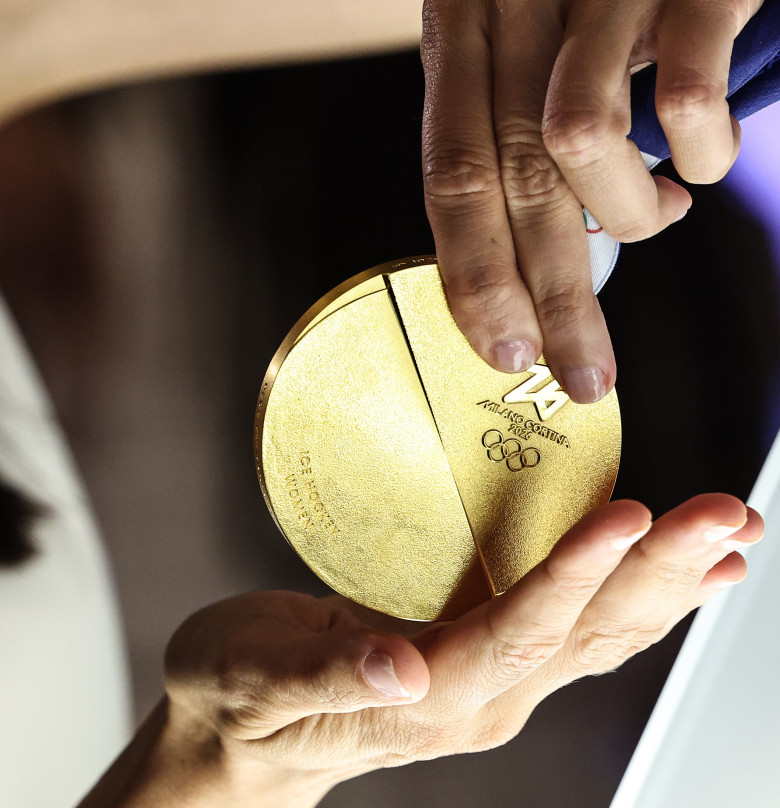 Medaliile pentru Jocurile Olimpice şi Paralimpice de Iarnă din 2026/ Profimedia