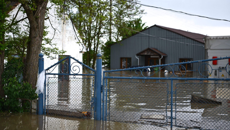 inundatii romania