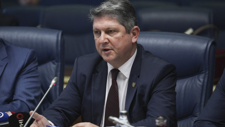 Titus Corlăţean