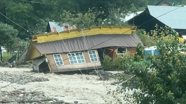 inundatii suceava