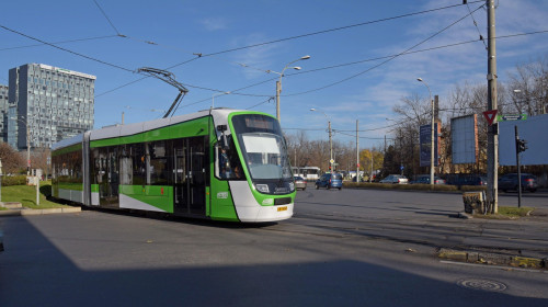 Bucharest, Romania, 12th December 2022. The first trams of Bucharest's new EUR 200 million fleet started service on line 41 this weekend. Commuters arrived today to find the Romanian built Astra Imperio Metropolitan vehicles in service for the first time
