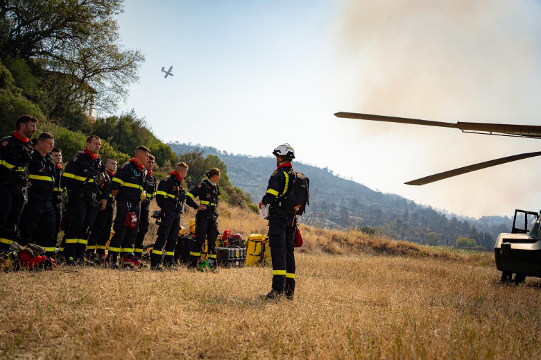 Cel mai amplu incendiu din Franţa din ultima jumătate de secol/ Profimedia