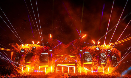 Untold 2025 - day 1- (2)