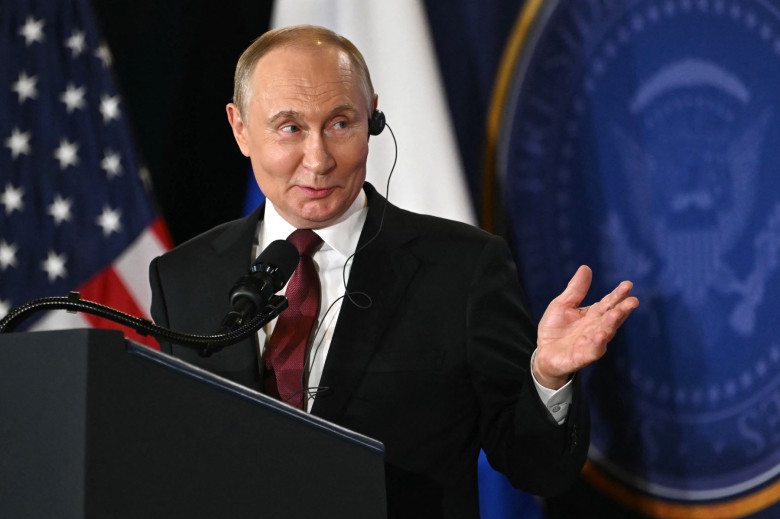 Vladimir Putin (2)