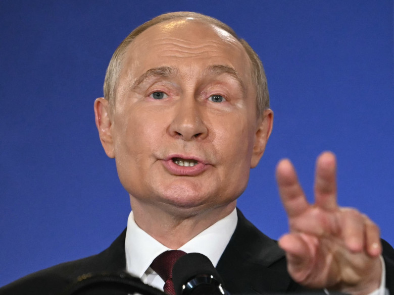 Vladimir Putin (5)
