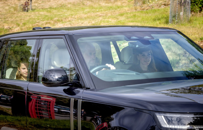 Royals attend church service