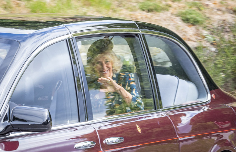 Royals attend church service