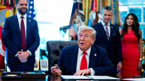 President Donald Trump Signs Executive Orders To End Cashless Bail With Top Officials Present At White House - 26 Aug 2025