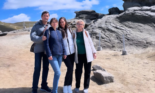 irina fodor cu soacra si parintii