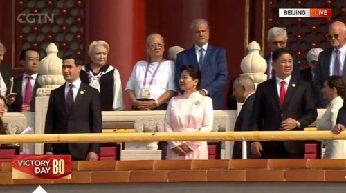 adrian nastase si sotia, alaturi viorica dancila in china