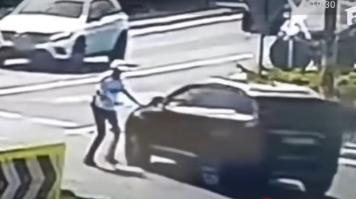 politist lovit de masina la eforie nord