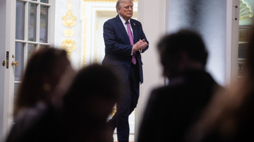 Trump Hosts GOP Members of Congress in the Newly Renovated Rose Garden