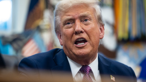Trump Signs an Executive Order Renaming the United States Department of Defense the US Department of War
